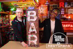 Salvage Hunters: The Restorers, Season 5 Episode 15 image