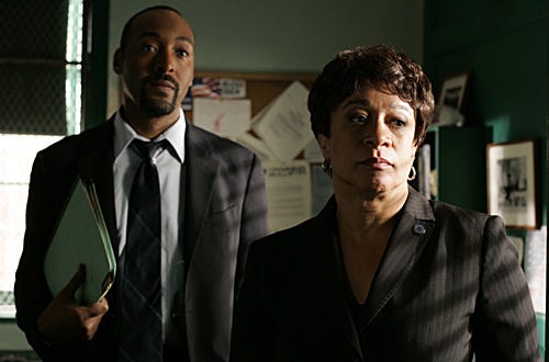 Law & Order - Season 18 - "Called Home" - Jesse L. Martin as Detective Ed Green, S. Epatha Merkerson as Lieutenant Anita Van Buren
