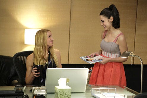 90210 - Season 2 - "Meet the Parent" - Kelly Lynch as Laurel and Jessica Lowndes as Adrianna Tate-Duncan