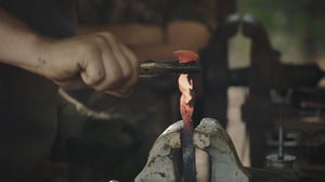 Iron & Fire, Season 1 Episode 3 image