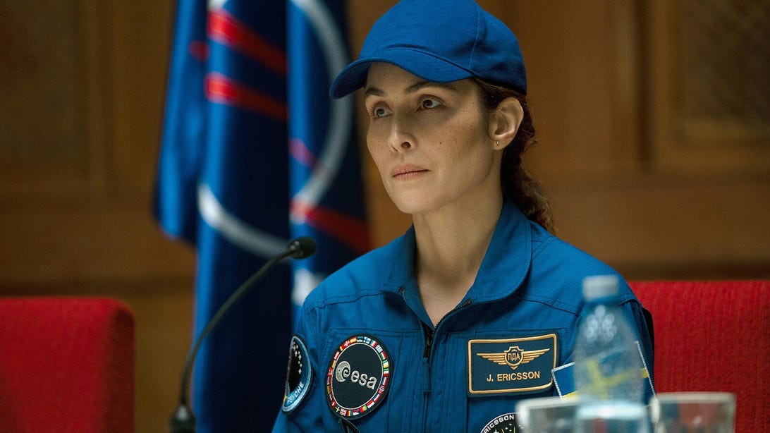 Noomi Rapace, Constellation