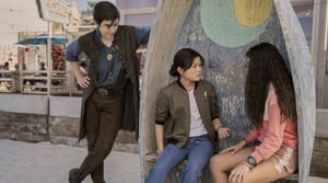 Surfside Girls, Season 1 Episode 2 image