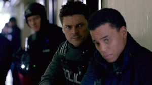 Almost Human, Season 1 Episode 2 image