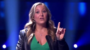 Name That Tune, Season 1 Episode 2 image