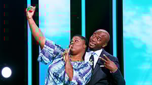 Hypnotize Me, Season 1 Episode 2 image