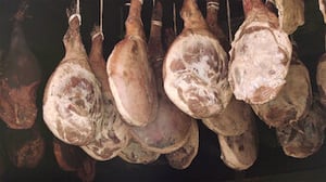 Flavorful Origins, Season 2 Episode 5 image