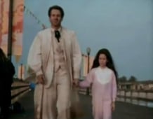 Tequila and Bonetti, Season 1 Episode 2 image