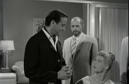 Hawaiian Eye, Season 2 Episode 2 image