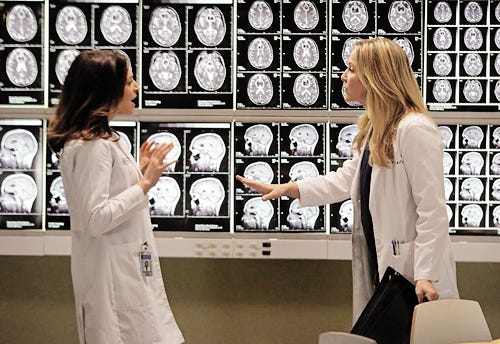 Grey's Anatomy - Season 11 - "Risk” - Caterina Scorsone, Jessica Capshaw