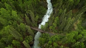 Into Alaska, Season 1 Episode 5 image