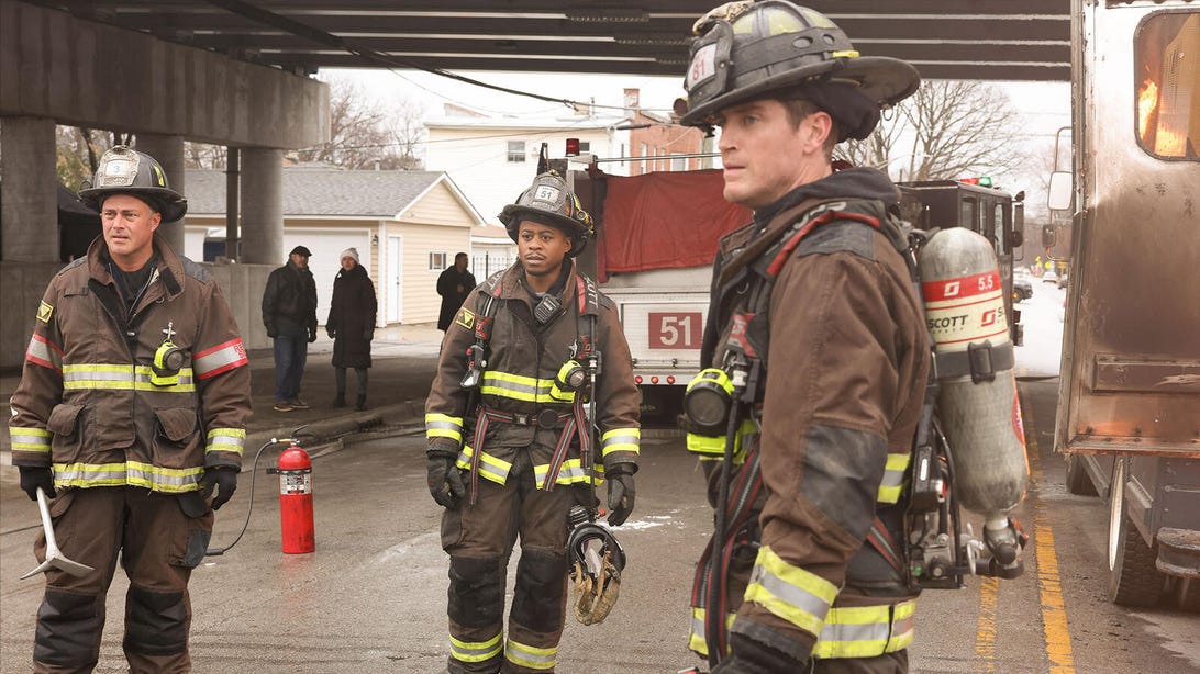 Chicago Fire' Finale: Taylor Kinney Will Not Return, Jesse Spencer