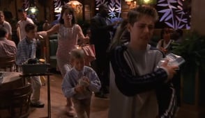 Malcolm in the Middle, Season 2 Episode 4 image