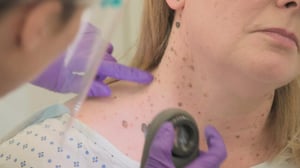 Save My Skin, Season 2 Episode 9 image