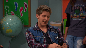 Shake It Up, Season 1 Episode 9 image