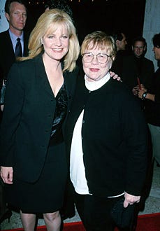 Bonnie Hunt and her Mom - The "Return to Me" Los Angeles premiere, April 4, 2000