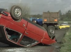 Casualty, Season 4 Episode 1 image