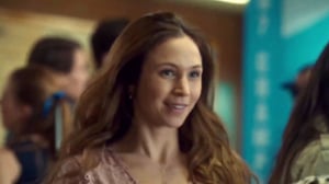 Wynonna Earp, Season 2 Episode 3 image