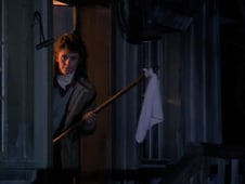 Scarecrow and Mrs. King, Season 1 Episode 10 image