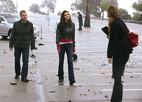 NCIS: Los Angeles - Season 1 - "Full Throttle" - Chris O'Donnell, Daniela Ruah