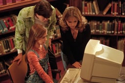 Buffy the Vampire Slayer, Season 1 Episode 2 image