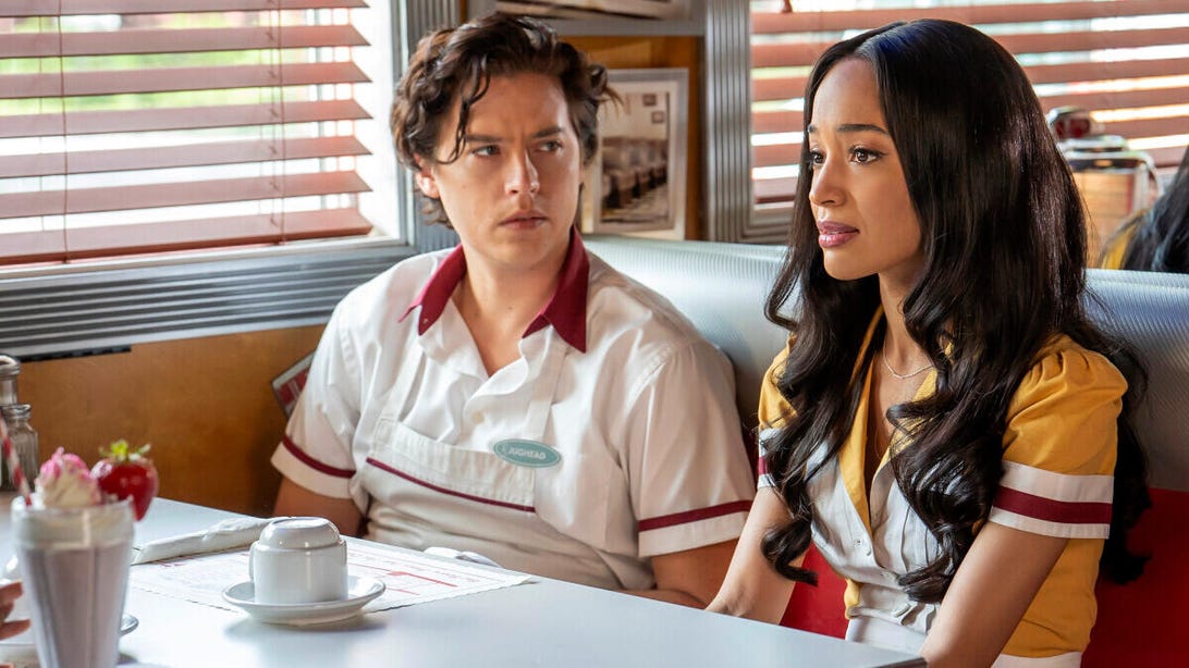 Riverdale, Cole Sprouse, Erinn Westbrook