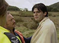 Casualty, Season 7 Episode 11 image