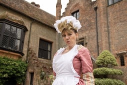 Mandy, Season 2 Episode 1 image