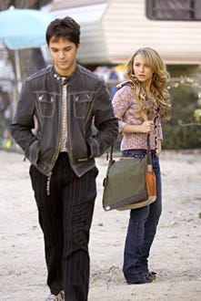 Heroes - "Distractions" - Thomas Dekker as Zach, Hayden Panettiere as Claire Bennet