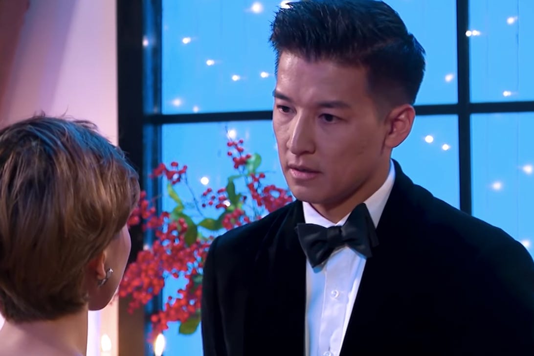 The Bachelor: Two Contestants Ditch the Dude for Each Other in Vietnam