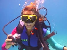 Globe Trekker, Season 6 Episode 7 image