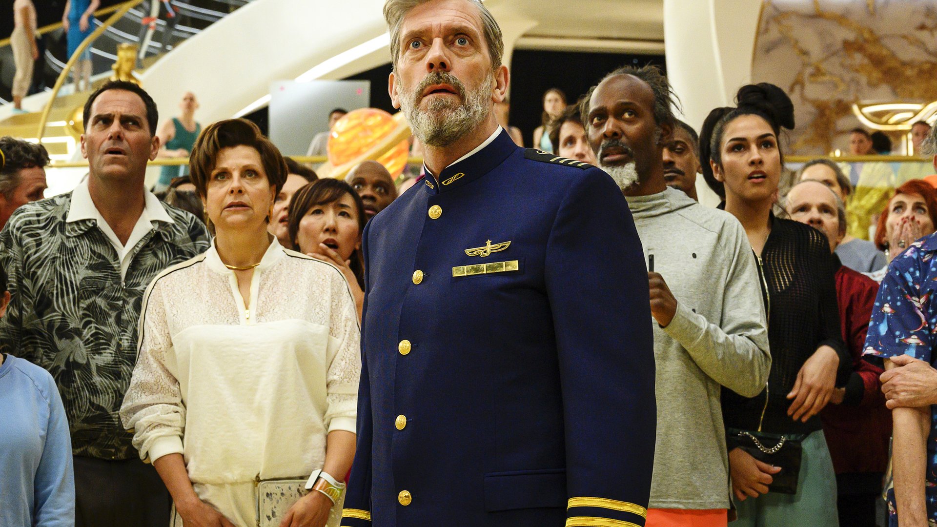 Hugh Laurie, Avenue 5