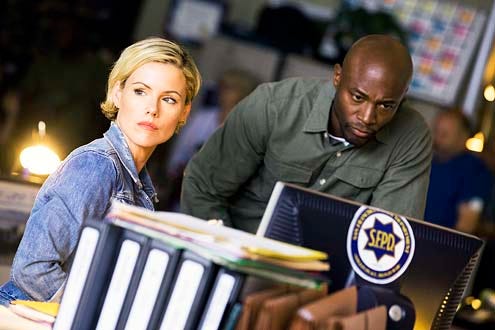 Murder in the First - Season 1 - "Pilot" - Kathleen Robertson and Taye Diggs