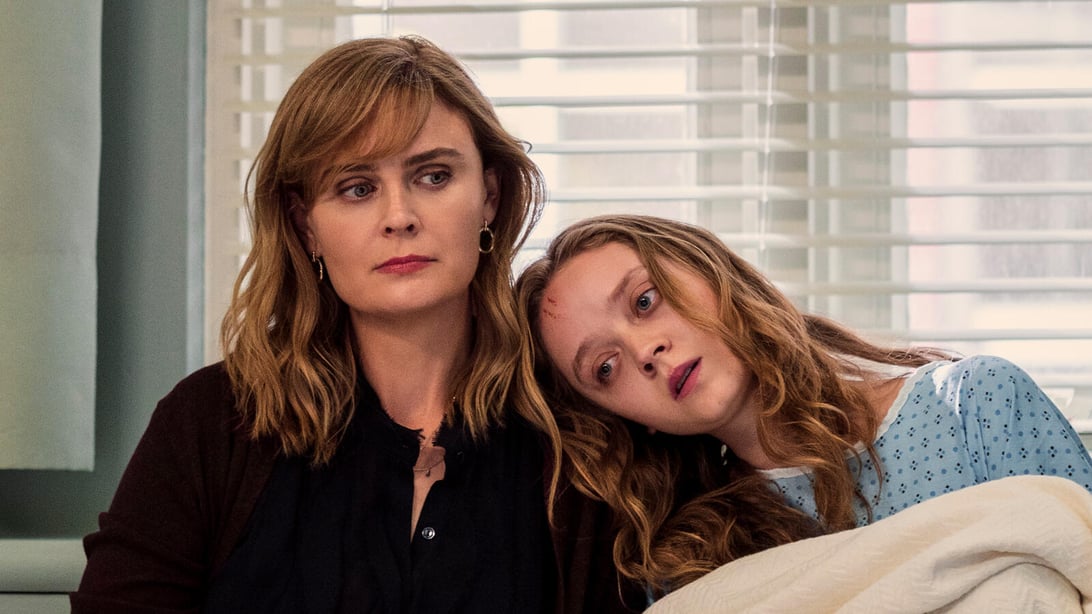 Emily Dechanel and Madeleine Arthur, Devil in Ohio