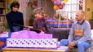 Major Dad, Season 4 Episode 21 image