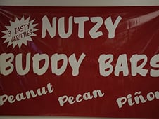 Bizarre Foods: Delicious Destinations, Season 3 Episode 15 image