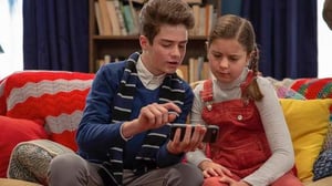 Drop Dead Weird, Season 2 Episode 15 image