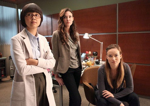 House - Season 8 - "Charity Case" - Charlyne Yi as Park, Odette Annable as Adams and Olivia Wilde as Thirteen