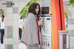 Birthcare Center, Season 1 Episode 4 image