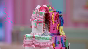 The Big Nailed It Baking Challenge, Season 1 Episode 9 image