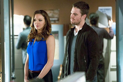 Arrow - Season 1 - "Betrayal" - Katie Cassidy and Stephen Amell