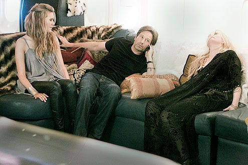 Californication - Season 6 - "In the Clouds" - Maggie Grace, David Duchovny and Sarah Wynter