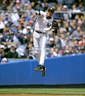 Derek Jeter - New York Yankees vs Texas Rangers,  April  2005