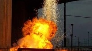 Showdown of the Unbeatables, Season 1 Episode 6 image