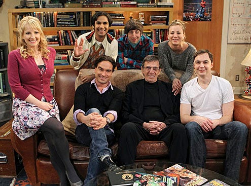 The Big Bang Theory - Season 5 - "The Transporter Malfunction" - Melissa Rauch, Johnny Galecki, Leonard Nimoy and Jim Parsons (back row) Kunal Nayyar, Simon Helberg and Kaley Cuoco