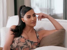 Keeping Up with the Kardashians, Season 20 Episode 10 image