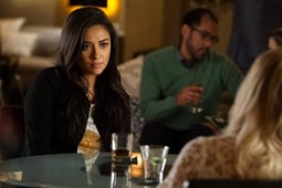 Pretty Little Liars, Season 6 Episode 16 image