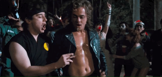 billy-shirtless-3.gif