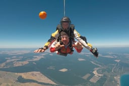 Nigel Latta Blows Stuff Up, Season 1 Episode 8 image