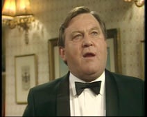 Terry and June, Season 8 Episode 5 image