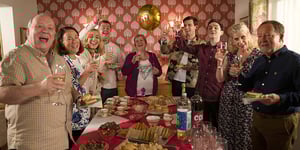 Two Doors Down, Season 6 Episode 4 image